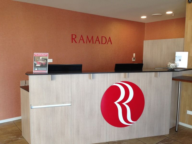 Ramada Suites By Wyndham Christchurch City Экстерьер фото