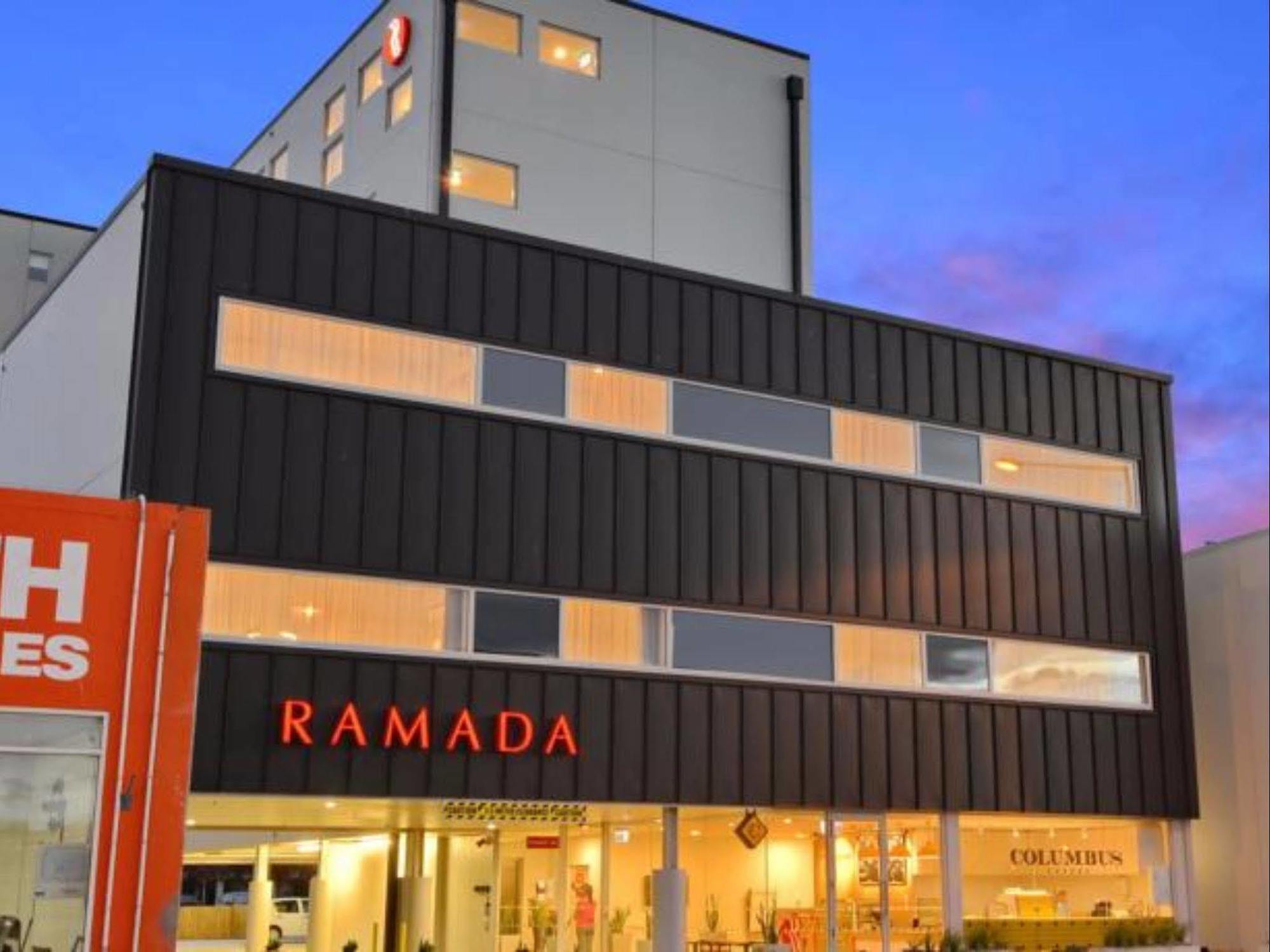 Ramada Suites By Wyndham Christchurch City Экстерьер фото