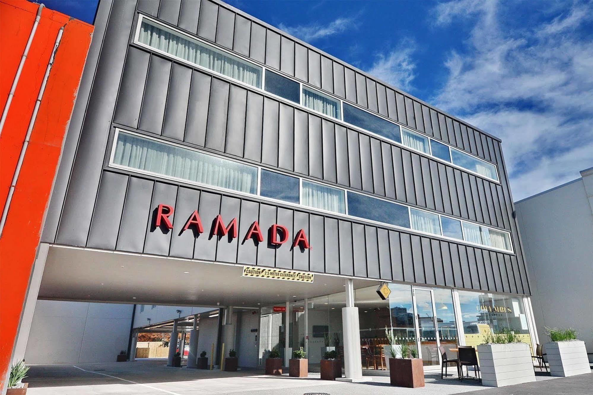 Ramada Suites By Wyndham Christchurch City Экстерьер фото